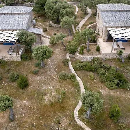 Villa Nous Village 2 *