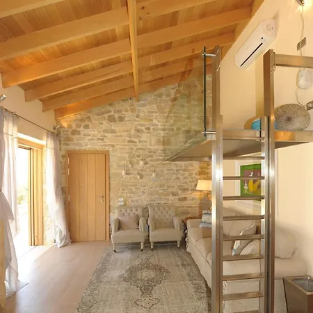 Nous Village 2 Villa